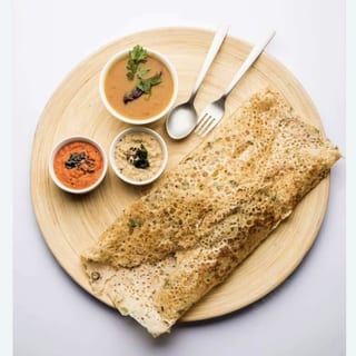 Rava Onion Chilli Masala Dosa